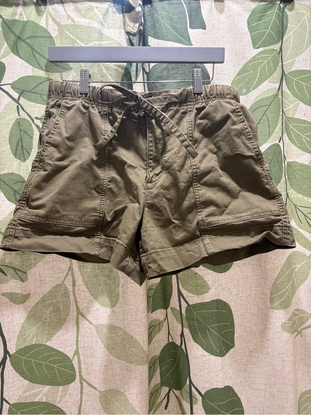 Banana Republic Olive Utility Drawstring Cargo Shorts